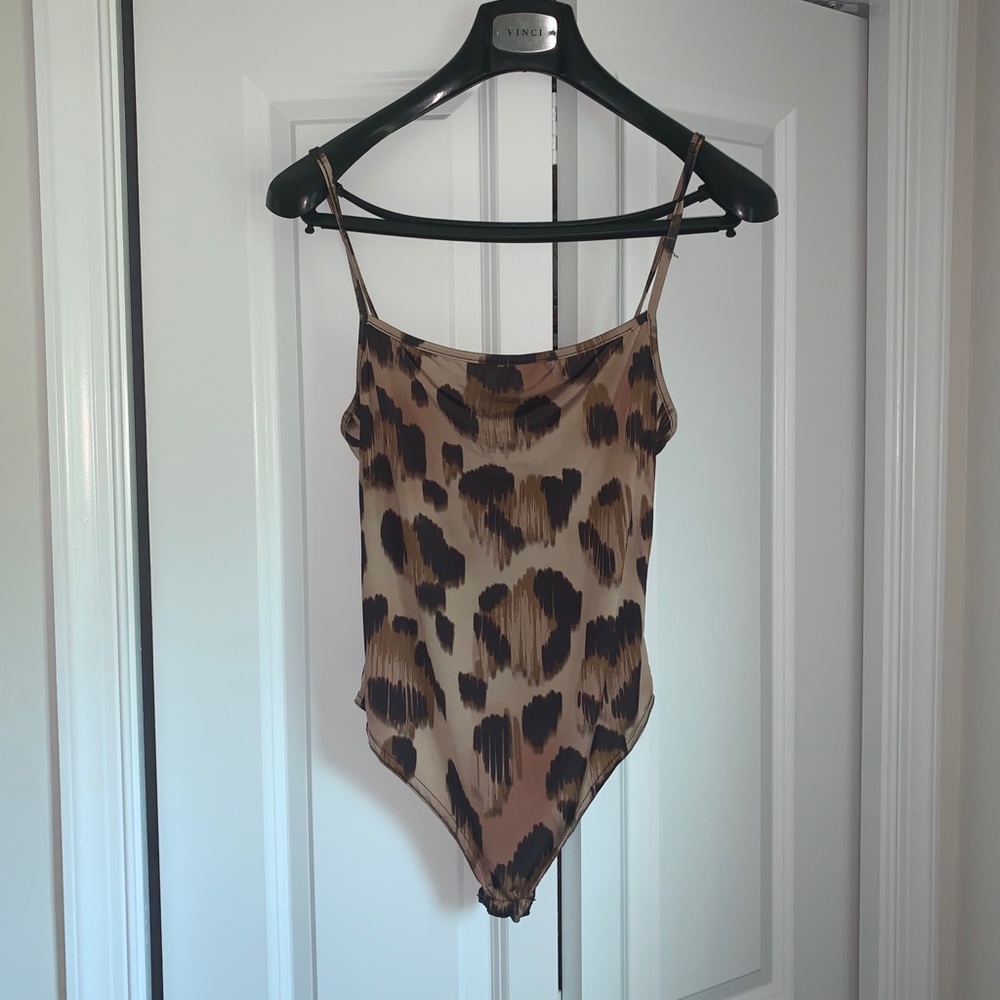 Pretty little thing leopard shape bodysuit